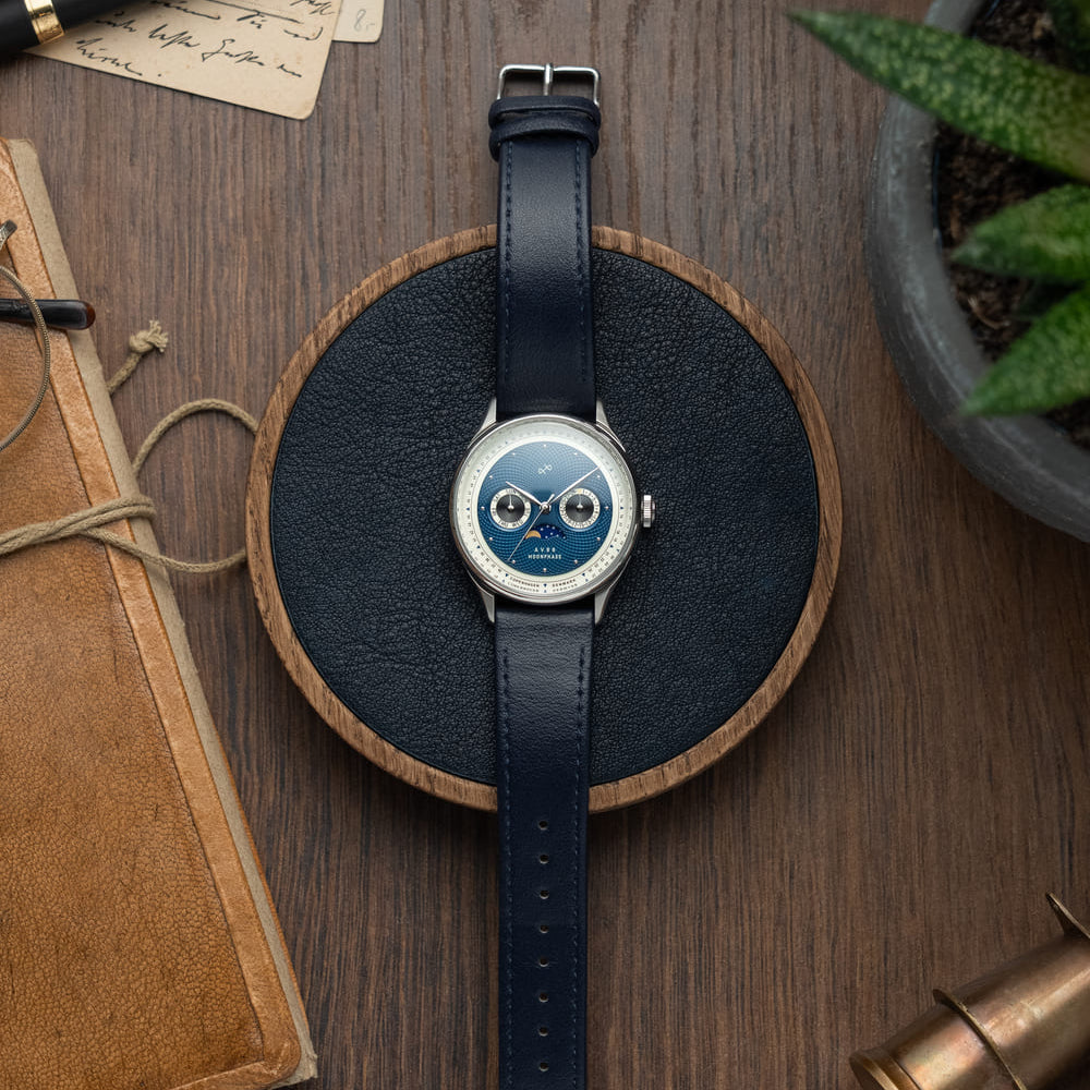 About Vintage 1968 Moonphase Steel / Dark Blue
