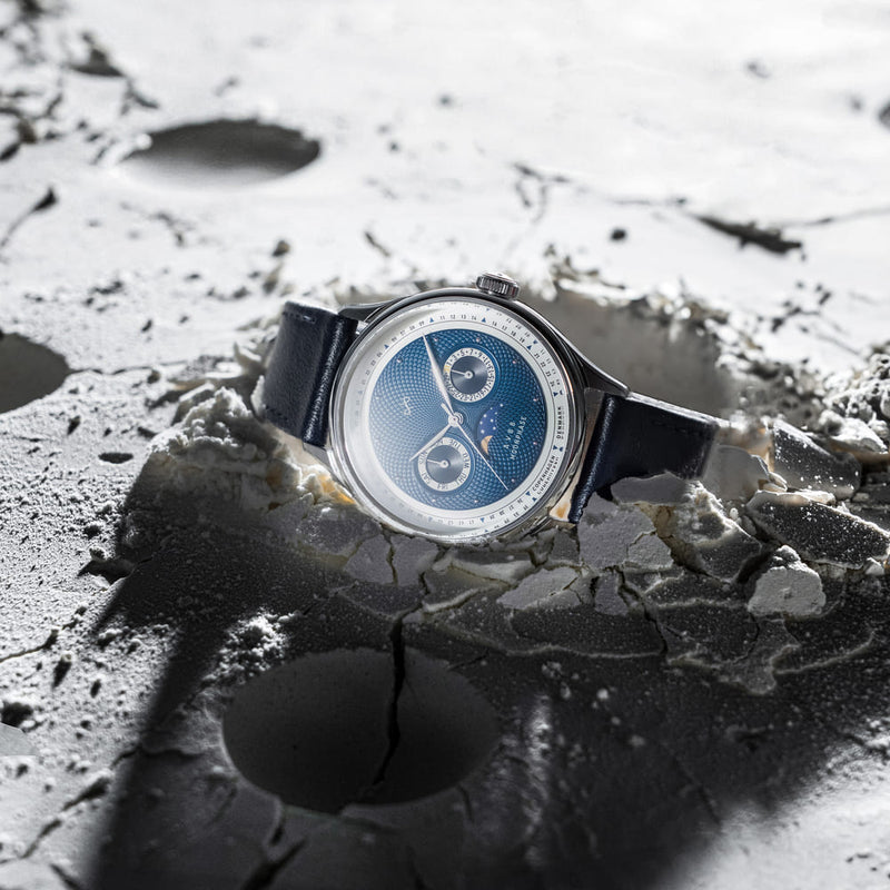 About Vintage 1968 Moonphase Steel / Dark Blue