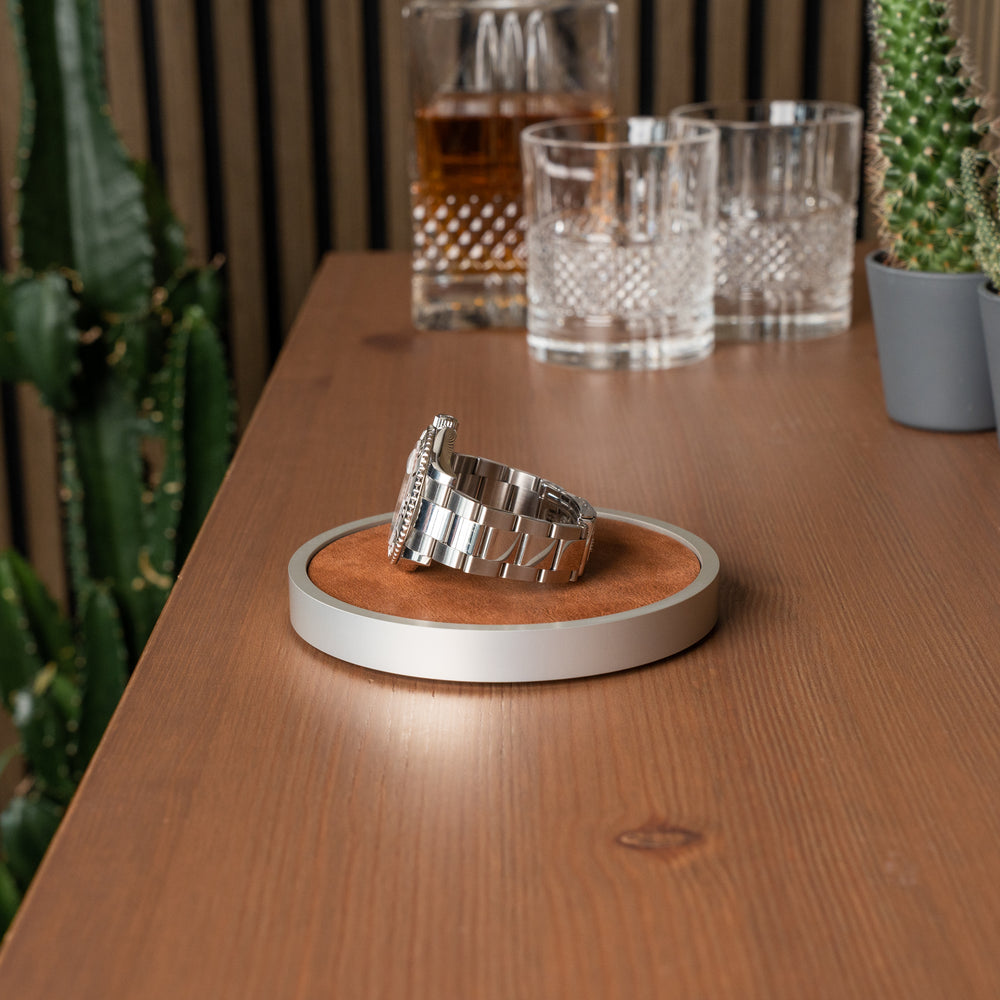 a place for your watch. a watchmat