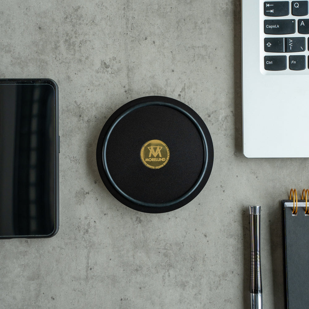 Morelund Uhrenunterlage - Schwarzes Aluminium Grün 