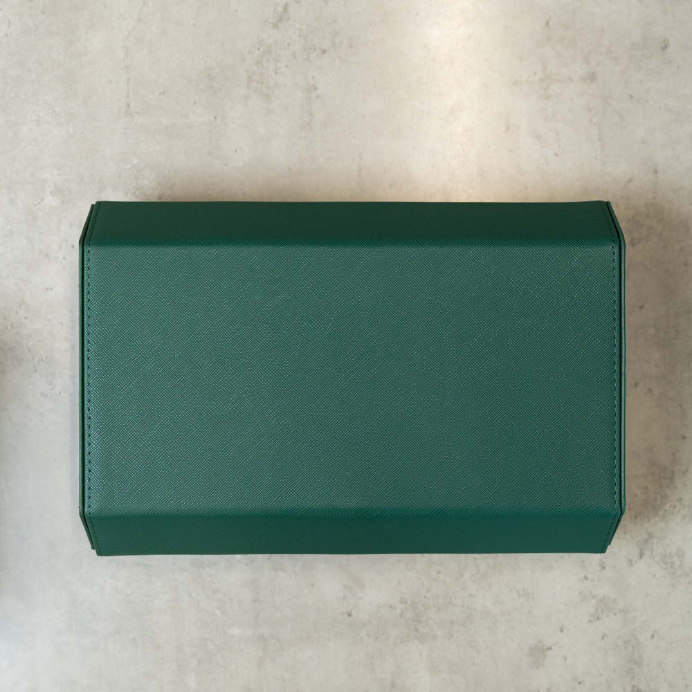 Sechseckige Uhrenbox aus grünem Saffiano mit 8 Fächern