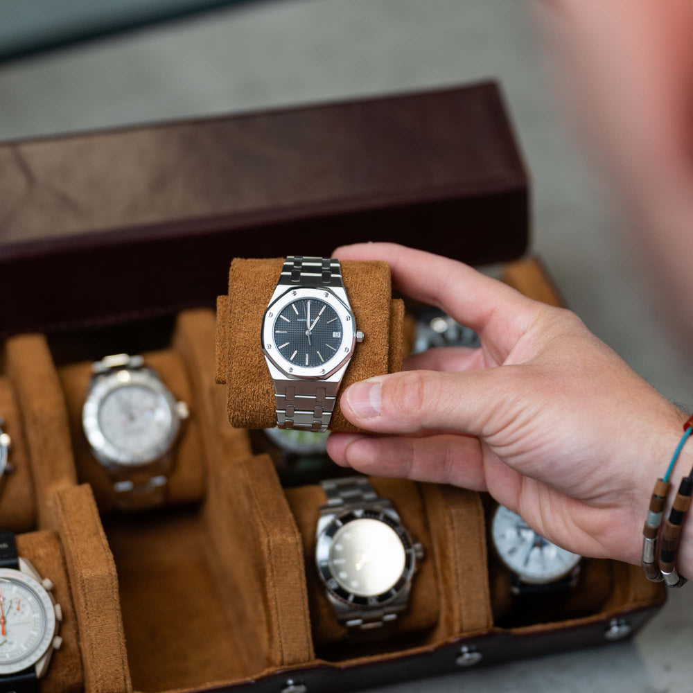 Sechseckige Uhrenbox mit 8 Fächern, Kaffeebraun