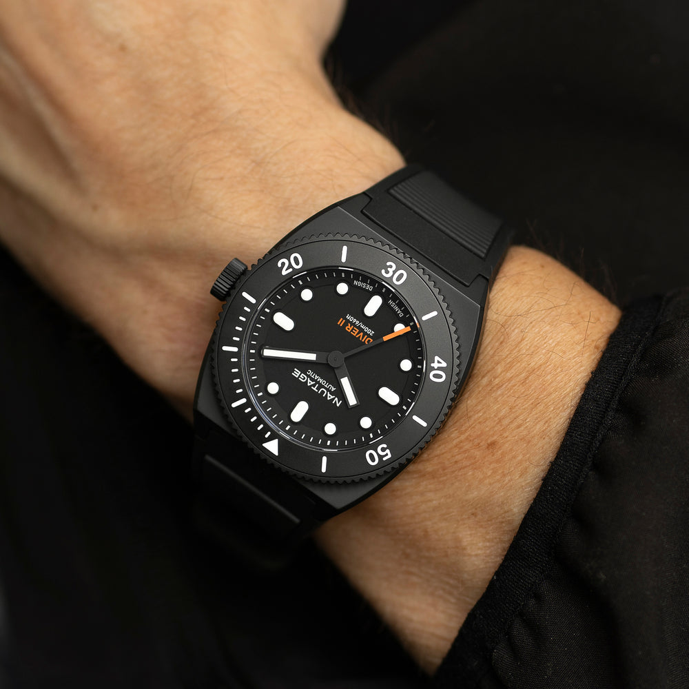 Nautage Diver II – Ganz in Schwarz