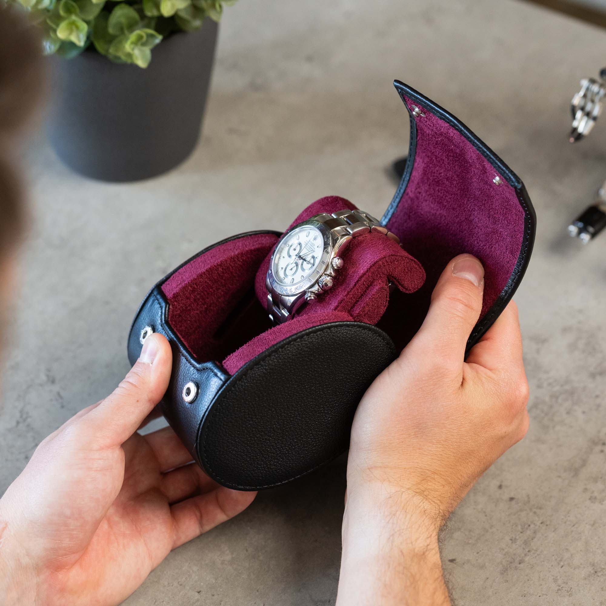 Single Watch Storage Black Cherry