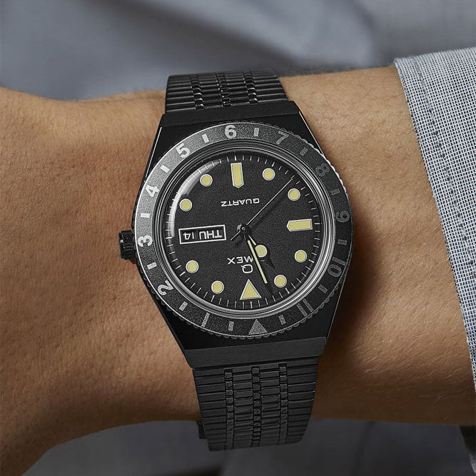 TIMEX Q Timex Neuauflage ganz in Schwarz