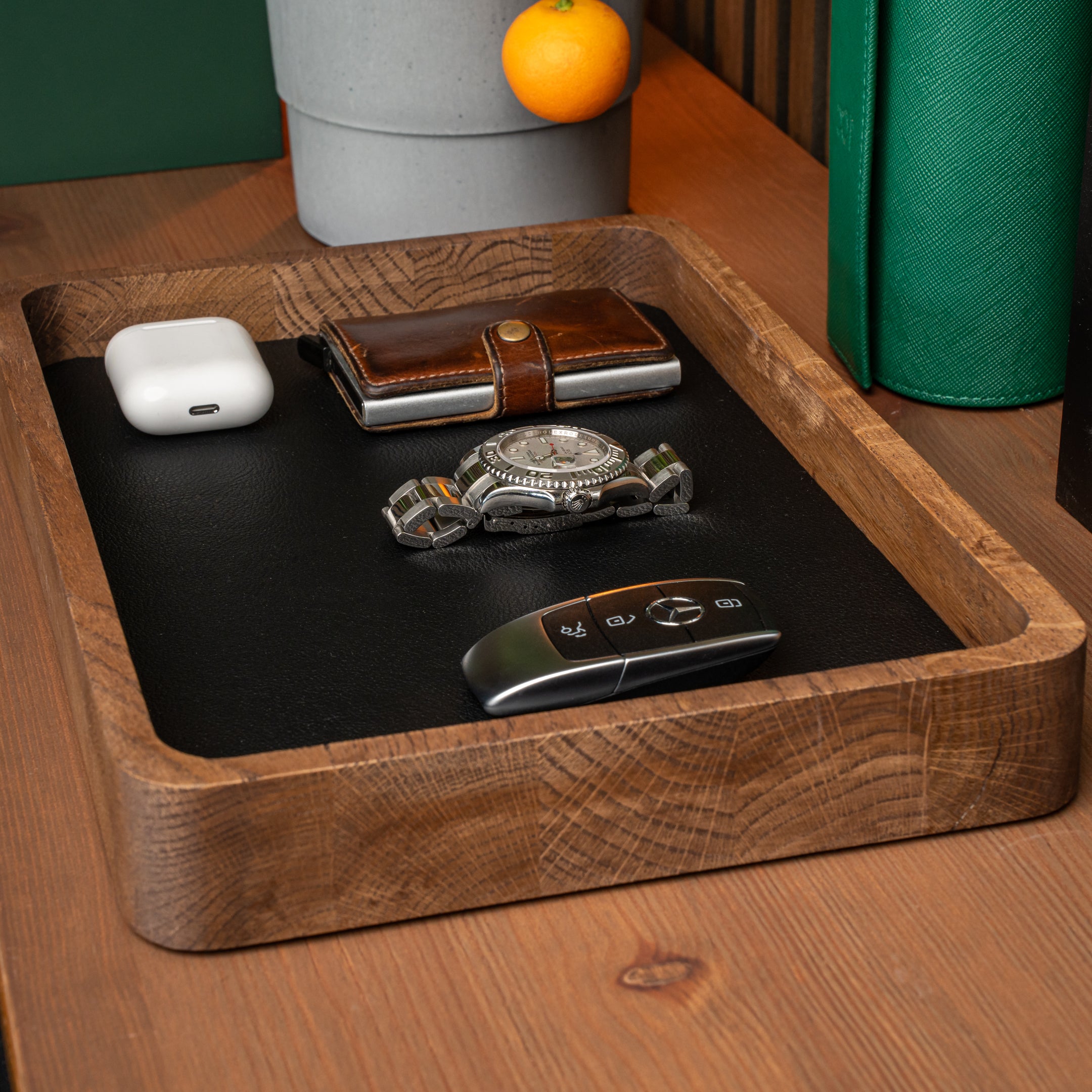 watch tray in oak