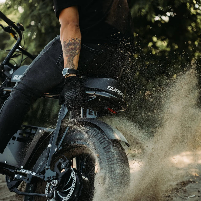 RZE VALOUR 38 - Carbon Black