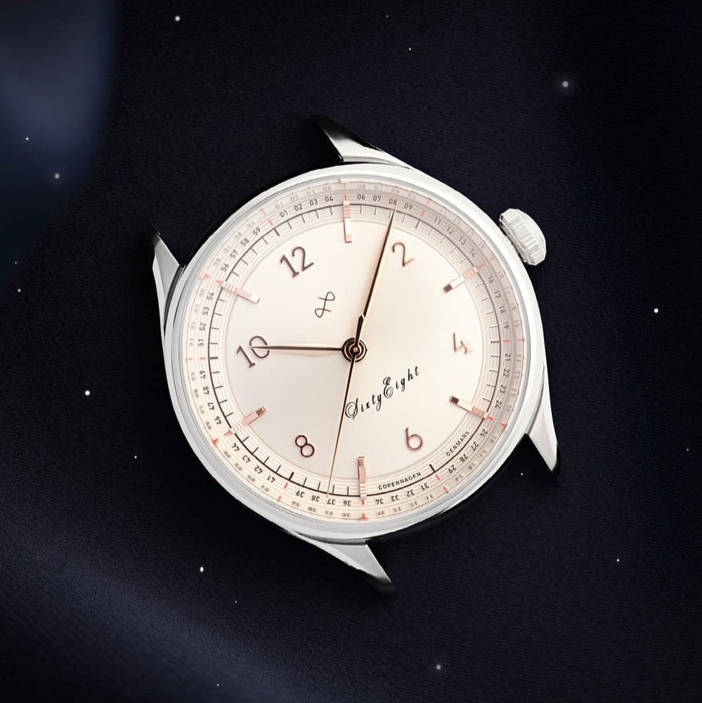 Über Vintage Mechanical 1968, Stahl / Weiß