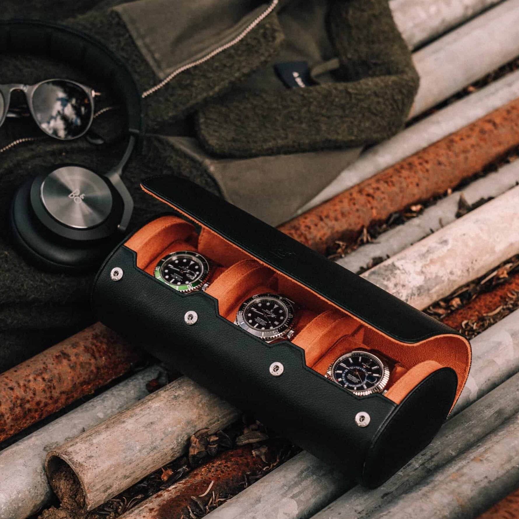 Watch Roll Large in Black Orange